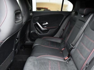 Mercedes Klasa A W177/V177 Hatchback Facelifting 1.3 200 163KM 2025 MERCEDES-BENZ A Klasa 200 AMG Line 1.3 (163KM) 2025, zdjęcie 7