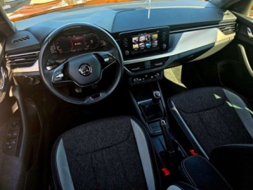 Skoda Kamiq Crossover 1.0 TSI 110KM 2022 Skoda Kamiq 1.0TSI 110KM Style Pakiet Comfort Pakiet promocyjny Tech Serwi, zdjęcie 25