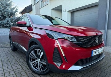 Peugeot 5008 II Crossover Facelifting 1.2 PureTech 130KM 2021 Peugeot 5008 POLIFT Kamera Cofania Benzyna Manual, zdjęcie 1