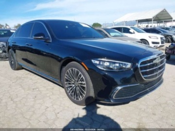 Mercedes Klasa S W223/V223 2024 Mercedes-Benz Klasa S 2024 MERCEDES-BENZ S 580E 4MATIC 3.0 Hybryda Plug-in, zdjęcie 16