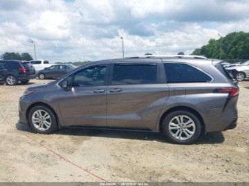 Toyota Sienna III 2024 Toyota Sienna 2024 Platinum 2.5 Hybryda 189KM, zdjęcie 3