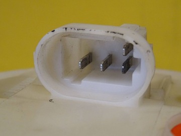 ДАТЧИК УРОВНЯ ТОПЛИВА RENAULT GRAND ESPACE IV 3.0D V6 8200008529C NR41