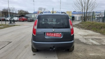 Skoda Roomster Mikrovan Facelifting 1.2 TSI 85KM 2014 Škoda Roomster Skoda Roomster Klima Mały, zdjęcie 6