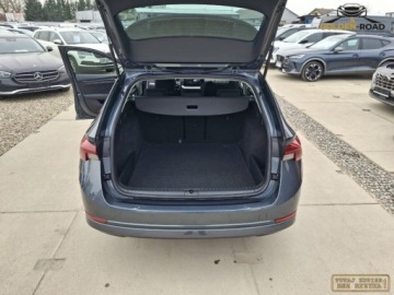 Skoda Octavia IV Kombi 2.0 TDI 115KM 2021 Skoda Octavia 2,0 TDI led navi virtual alu grz.fotele tempomat zarejestrow, zdjęcie 24