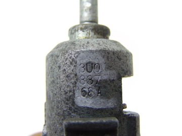 ВСТАВКА ЗАМКА ПЕРЕДНЕЙ ДВЕРИ SUPERB I