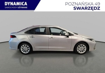 Toyota Corolla XII Sedan 1.5 VVT-i 125KM 2022 Toyota Corolla VAT 23 Comfort 1.5VVT-i 125KM M6 20222023 r., salon PL I wl, zdjęcie 4