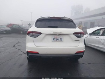 Maserati Levante 2022 Maserati Levante 2022r., 4x4, 3.0L 3.0 Benzyna 424KM, zdjęcie 7