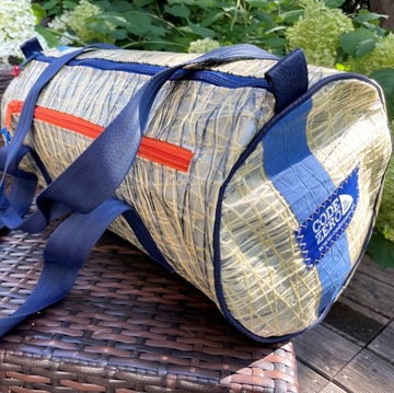 Сумка Mistral Code Zero из использованного паруса, маленькая, по индивидуальному заказу.