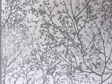 ОБОИ ОБОИ ВЕТКИ ДЕРЕВ СЕРЫЕ СЕРЕБРЯНЫЕ ВИНИЛ