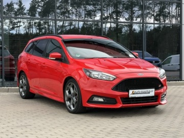 Ford Focus III ST Kombi 2.0 TDCi 185KM 2015 Ford Focus Półskóra, Navi, Grzane fotele, LED,, zdjęcie 5