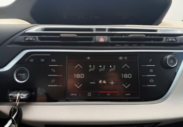 Citroen C4 Picasso II Picasso Facelifting 1.2 PurTech 130KM 2018 Citroen C4 Picasso 1.2 PureTech 130KM Shine SS MT6 Salon PL ASO 1.2 130KM, zdjęcie 19