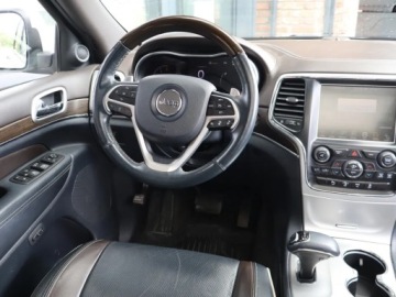 Jeep Grand Cherokee IV Terenowy Facelifting 3.0 V6 CRD 250KM 2013 Jeep Grand Cherokee 3.0 CRD, 246 KM, 4X4, zdjęcie 5
