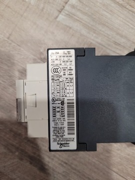 Контактор LC1D09EL 25А