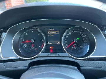 Volkswagen Passat B8 Variant 2.0 TDI BlueMotion SCR 190KM 2016 Volkswagen Passat 2.0 diesel 190 KM 4 motion automat zarej w PL zadba, zdjęcie 10