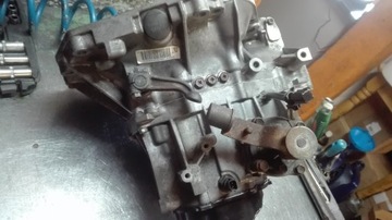 Коробка передач Suzuki Swift III 1.3b ZN0 ZN3 MK6