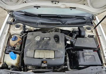 Volkswagen Bora Sedan 2.0 115KM 2003 Volkswagen Bora Volkswagen Bora 2.0 2.0 Benzyna 115KM, zdjęcie 19