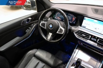 BMW X5 G05 SUV 2.0 25d 231KM 2022 BMW X5 xDrive25dAdaptacyjne Reflektory LEDPakiet Sportowy MFotele Sportowe, zdjęcie 17
