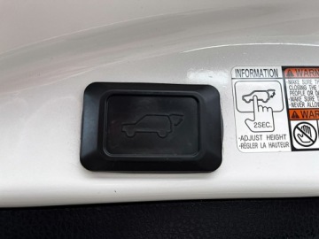 Toyota RAV4 IV MPV D-4D 125 124KM 2015 Toyota RAV-4 BIAŁA PERŁA GWARANCJA kraj Bezwypad, zdjęcie 15