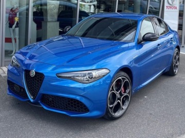 Alfa Romeo Giulia II Sedan Facelifting 2023 2.0 GME Turbo 280KM 2025 ALFA ROMEO Giulia Turbo Veloce Q4 Sedan 2.0 (280KM) 2025, zdjęcie 1