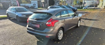 Ford Focus III Kombi 1.6 Duratec 125KM 2011 Ford Focus Historia serwisowa , dobrze wyposazony , 1.6 Benzyna 125KM, zdjęcie 4