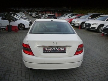 Mercedes Klasa C W204 Limuzyna 1.8 180 CGI BlueEFFICIENCY 156KM 2011 Mercedes C 180 1.8 Stan Idealny bez rdzy Gwarancja, zdjęcie 11