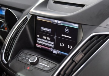 Ford C-MAX II Grand C-MAX Facelifting 1.0 EcoBoost 125KM 2016 Ford Grand C-MAX Grand C-MAX - Klima _ Drzwi przesuwne _ Benzyna 125KM, zdjęcie 17