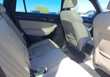 Skoda Kodiaq I SUV Facelifting 2.0 TSI 190KM 2022 Skoda Kodiaq 2.0 TSI 190 KM 4X4 DSG podg. fot. Navi Kamera El. klapa, zdjęcie 10
