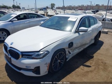 BMW Seria 5 G30-G31 2022 BMW Seria 5 2022r, 530E, 2.0L 2.0 Hybryda 288KM, zdjęcie 1