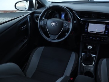 Toyota Auris II Hatchback 5d Facelifting 1.2 D-4T 116KM 2015 Toyota Auris 1.2 Ti, Salon Polska, Serwis ASO, zdjęcie 6