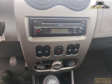 Dacia Sandero I 2009 Dacia Sandero 1,2 16v klima elektryka wspomaganie oplacona 1.2 Benzyna, zdjęcie 12
