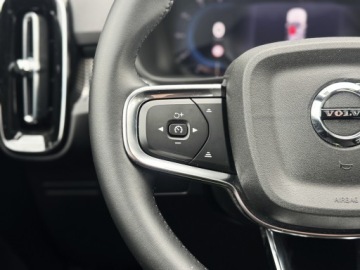 Volvo XC40 Crossover Facelifting 2.0 B3 163KM 2025 Volvo XC 40 B3 Plus Dark | Pixel LED | Harman Kard, zdjęcie 6