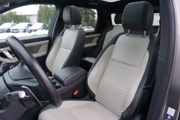 Land Rover Discovery Sport SUV Facelifting 2.0 204KM 2024 Land Rover Discovery Sport AWD, ACC, Kamera, Panorama, Hak, Asyst. pasa ru, zdjęcie 9