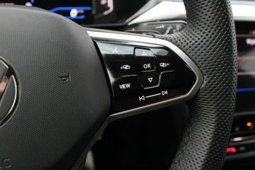 Volkswagen Arteon Fastback Facelifting 2.0 TDI SCR 150KM 2021 Volkswagen Arteon R-LINE Shooting Brake 2.0 TDI Salon PL SelectCar+ FV23%, zdjęcie 33