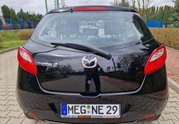 Mazda 2 II Hatchback 5d 1.3 75KM 2008 Mazda 2 Mazda 2 1.3 Comfort 1.3 Benzyna 75KM, zdjęcie 7