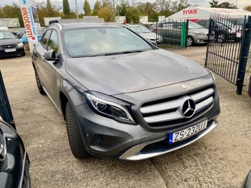 Mercedes GLA I Off-roader 1.5 180 CDI 109KM 2016 Mercedes-Benz GLA 1.5 Diesel 110KM, zdjęcie 9
