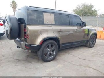 Land Rover Defender IV (L663) 2023 Land Rover Defender 110 X-Dynamic SE 2023 3.0l 3.0 Benzyna 395KM, zdjęcie 5