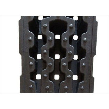 Пара пандусов для ремонта автомобилей