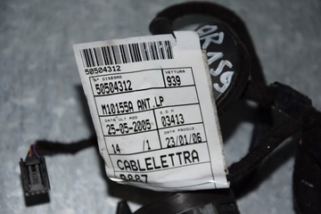 ALFA ROMEO 159 SVAZEK DVEŘE PRAVÝ PŘEDNÍ 50504312