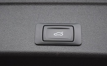 Audi A4 B9 Avant Facelifting 2.0 35 TDI 163KM 2019 Audi A4 Avant 2.0 TDI S-tronic S-Line Fuul Ledy Matrix Lopatki VAT-23 2.0, zdjęcie 32