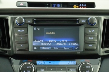 Toyota RAV4 IV MPV D-4D 125 124KM 2014 Toyota RAV 4 2.0 D-4D, Salon Polska, 4X4, Xenon, zdjęcie 12