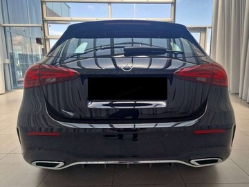 Mercedes Klasa A W177/V177 Hatchback Facelifting 1.3 180 136KM 2025 MERCEDES-BENZ A Klasa 180 AMG Line 1.3 (136KM) 2025, zdjęcie 3