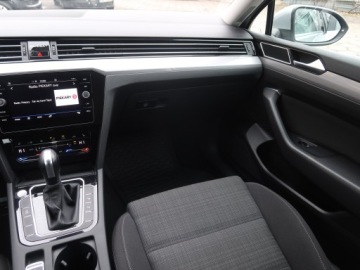 Volkswagen Passat B8 Variant Facelifting 1.5 TSI EVO 150KM 2022 VW Passat 1.5 TSI, Salon Polska, 1. Właściciel, zdjęcie 7