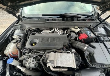 Ford Mondeo V Kombi Facelifting 2.0 EcoBlue 190KM 2019 Ford Mondeo Ford Mondeo 2.0 EcoBlue Vignale AWD 2.0 Diesel 190KM, zdjęcie 37