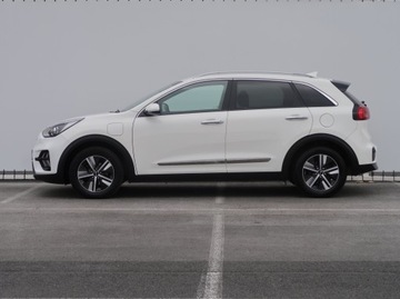 Kia Niro I Crossover Facelifting 1.6 GDi Hybrid 141KM 2021 Kia Niro Plug-in Hybrid, Automat, Skóra, Navi, zdjęcie 2