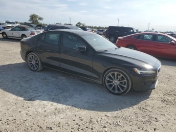 Volvo S60 III 2021 Volvo S60 t5 momentum, 2021r., 2.0L 2.0 Benzyna 258KM, zdjęcie 1