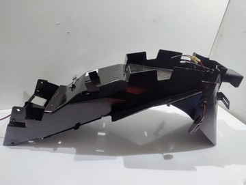 Błotnik nadkole wypełnienie mocowanie tablicy SUZUKI BANDIT GSF 600 95-99