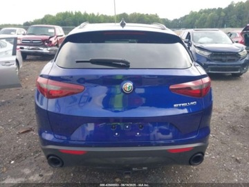 Alfa Romeo Stelvio 2022 Alfa Romeo Stelvio Sprint 2022 2.0l 2.0 Benzyna 280KM, zdjęcie 4
