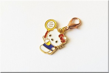 ZAWIESZKI CHARMS MYSZKA MIKI I MYSZKA MINNIE BAJKI DZIEŃ DZIECKA GRATIS!
