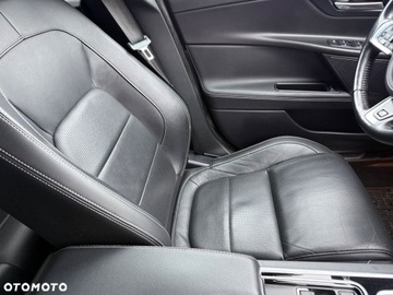 Jaguar XE Sedan 2.0 i4 180KM 2018 Jaguar XE Jaguar XE 2.0 D R-Sport 2.0 Diesel 180KM, zdjęcie 37