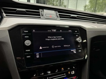 Volkswagen Passat B8 Variant Facelifting 1.5 TSI EVO 150KM 2023 Volkswagen Passat Variant Business Kamera cofania CarPlayAndroid Auto P, zdjęcie 30